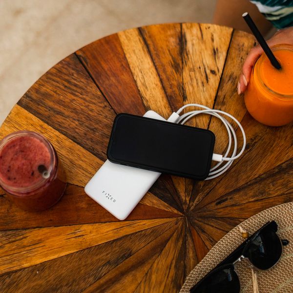 Powerbanka FIXED Zen 10 s LCD displejem a výstupem PD 20W, 10 000 mAh, bílá - Obrázek 6